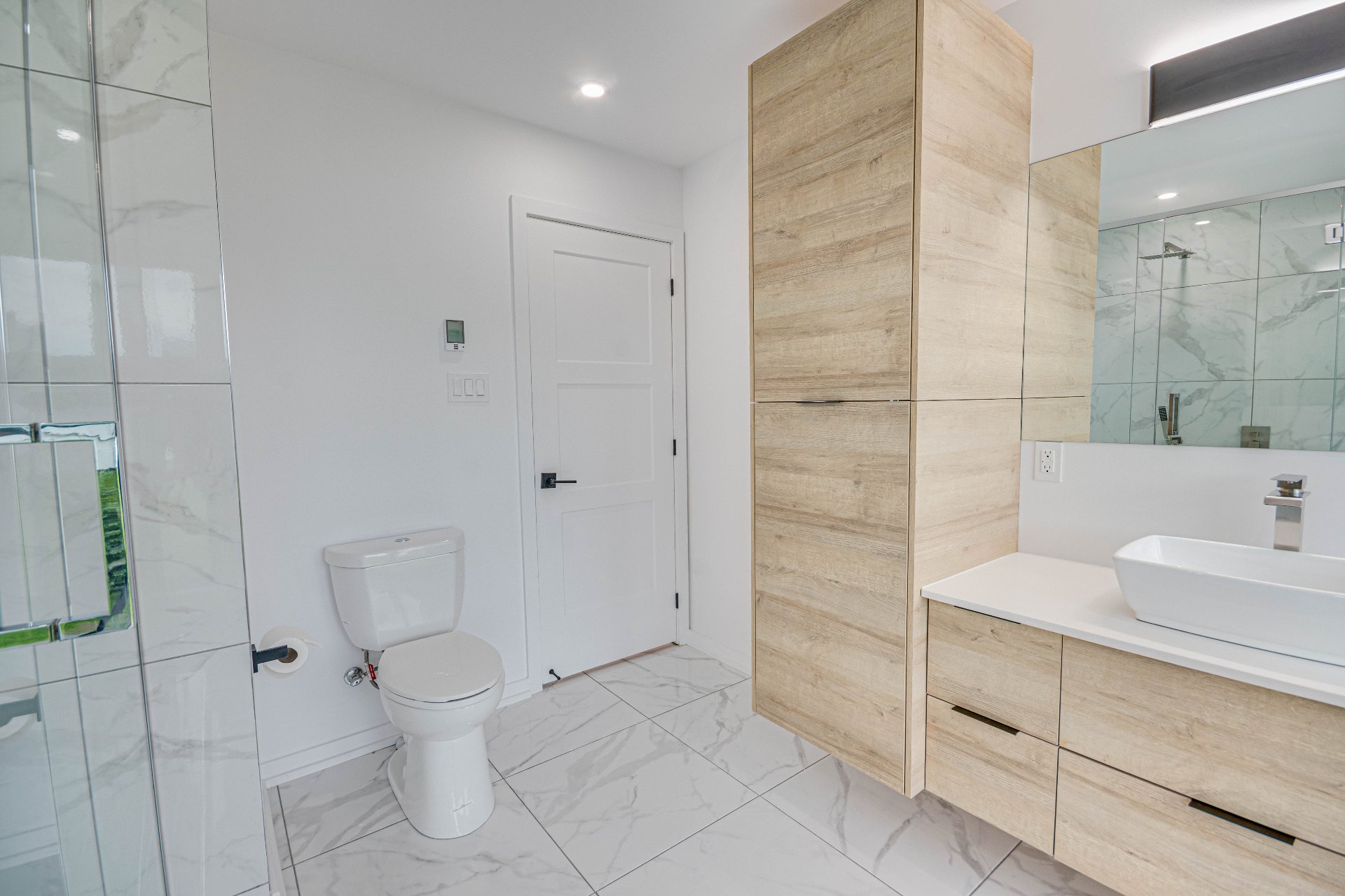 Second Floor - Guest Bathroom