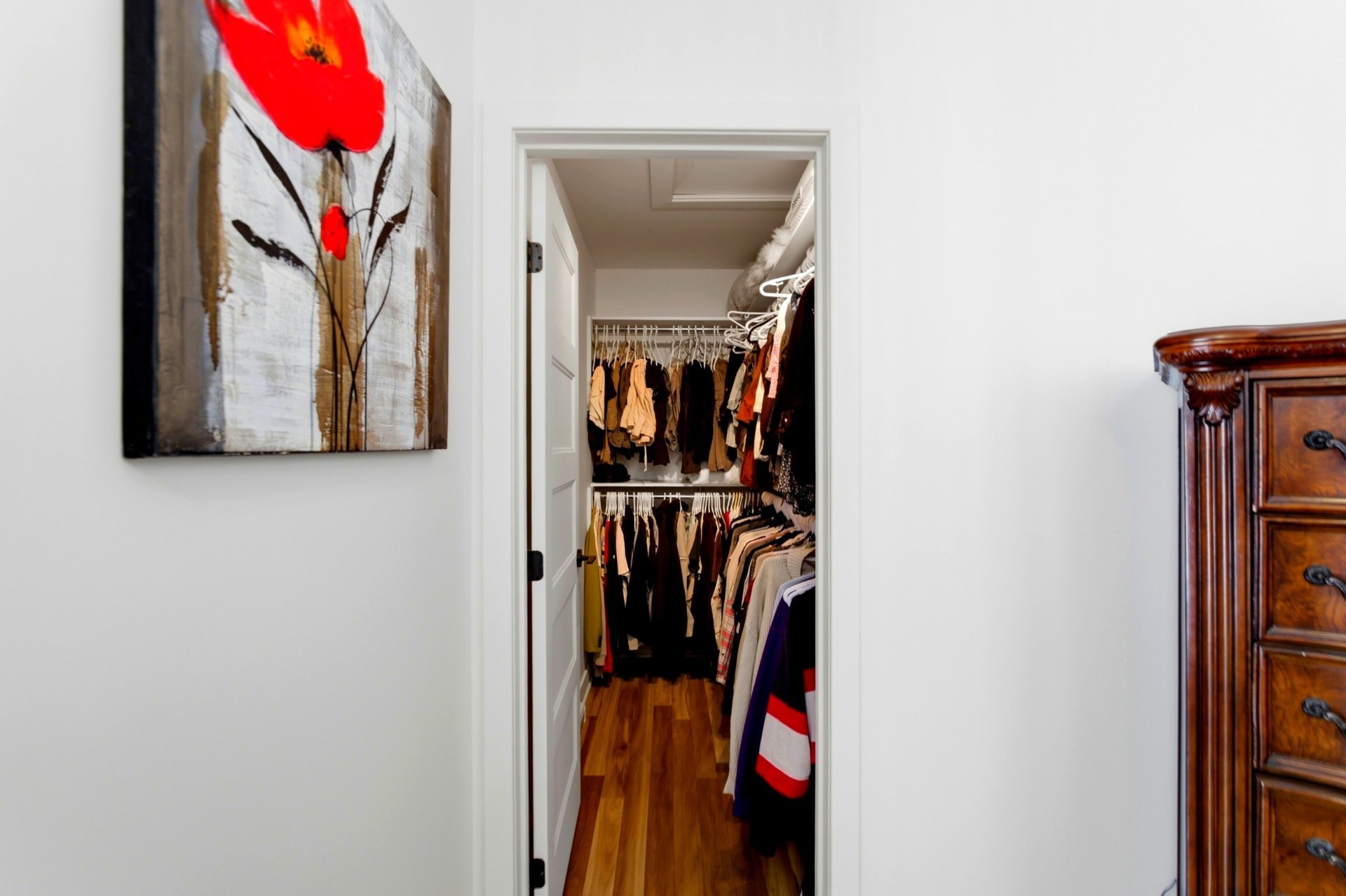 Walk-in closet
