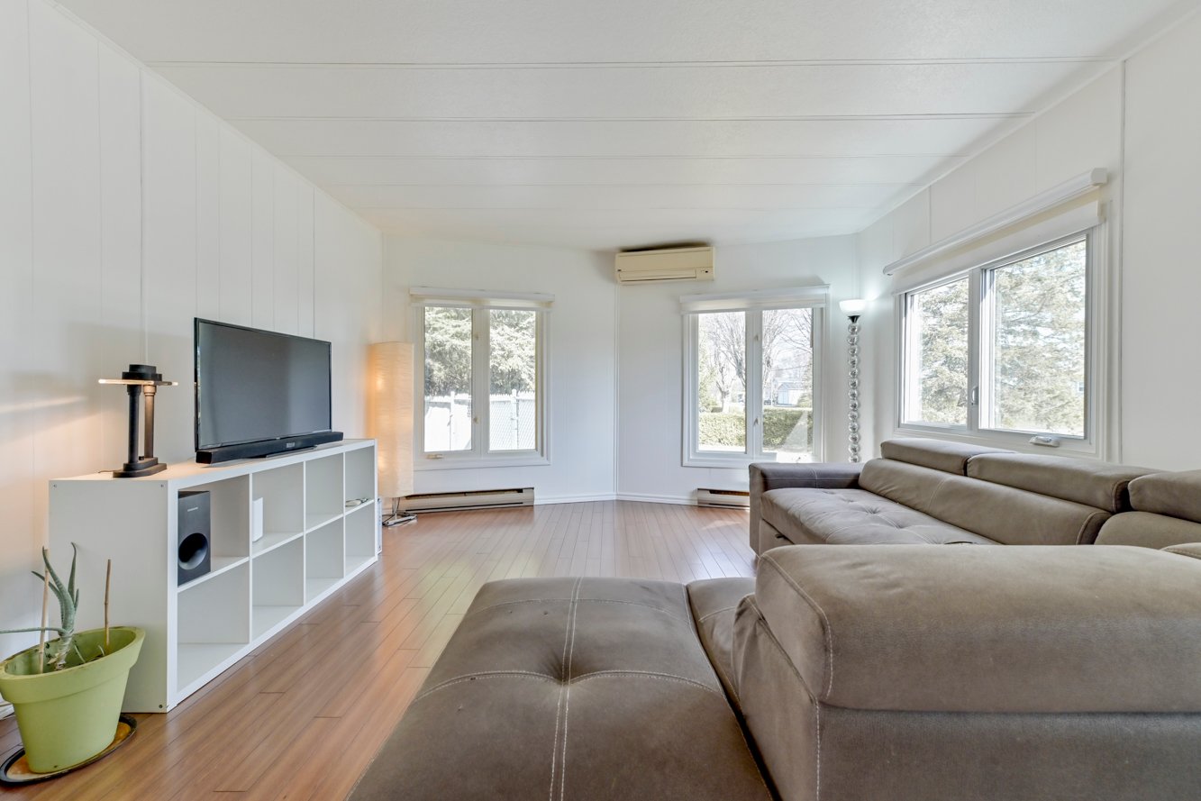 Salon spacieux et accueillant