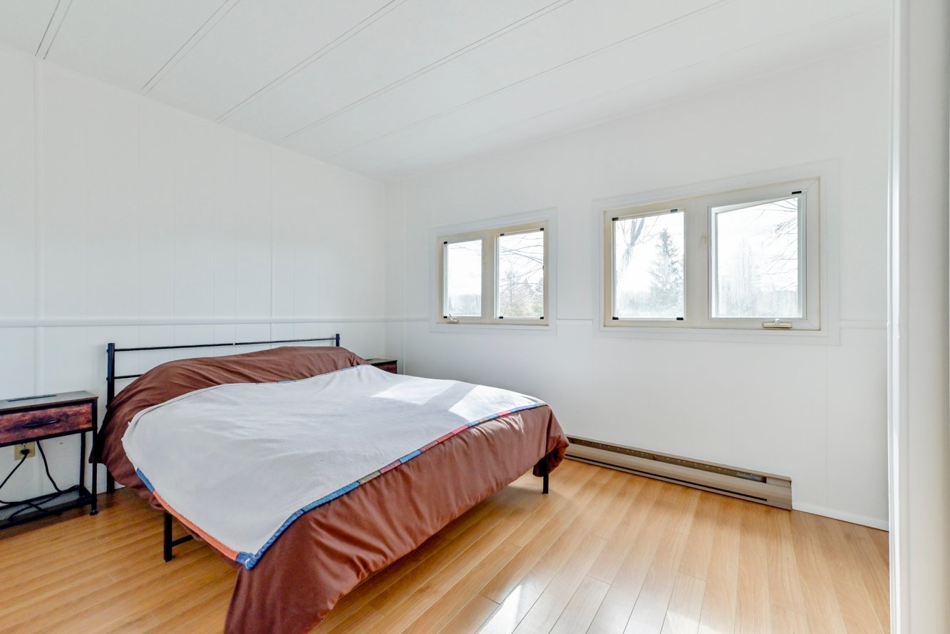 Pouvant accueillir un grand lit