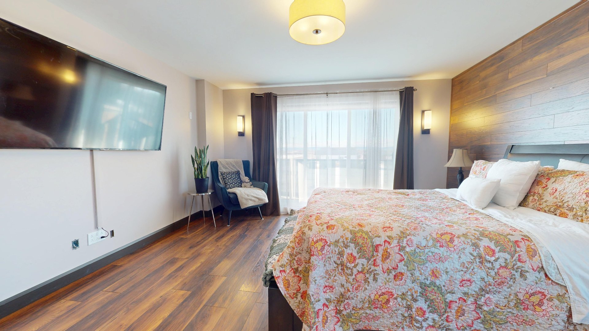 Primary bedroom