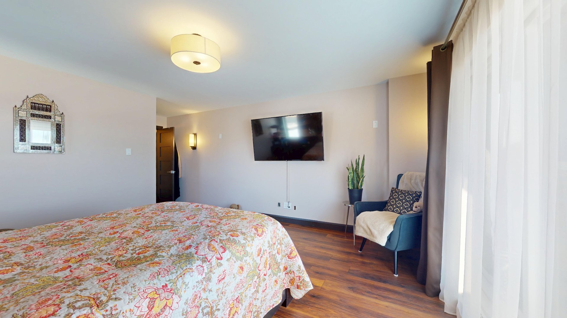 Primary bedroom
