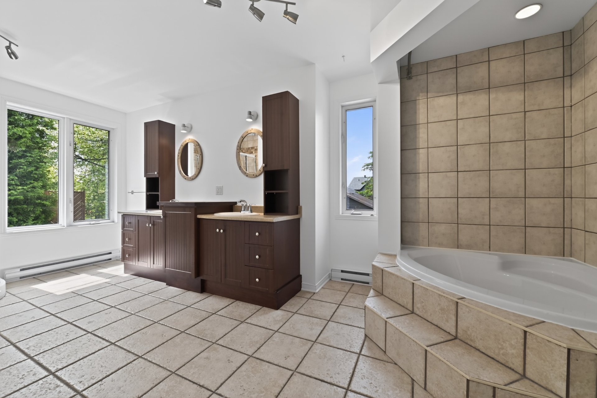 Bain & douche séparés