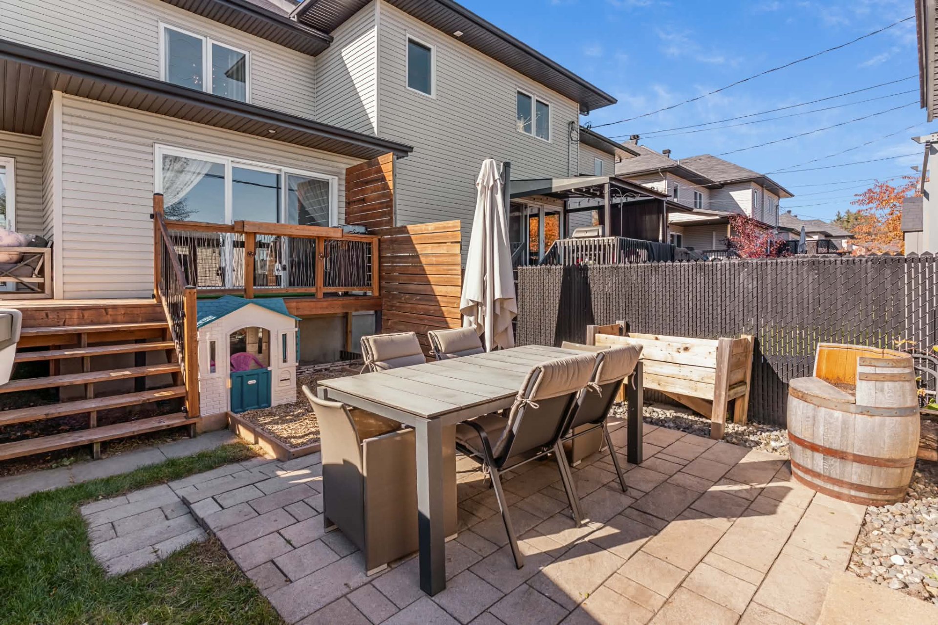 Cour