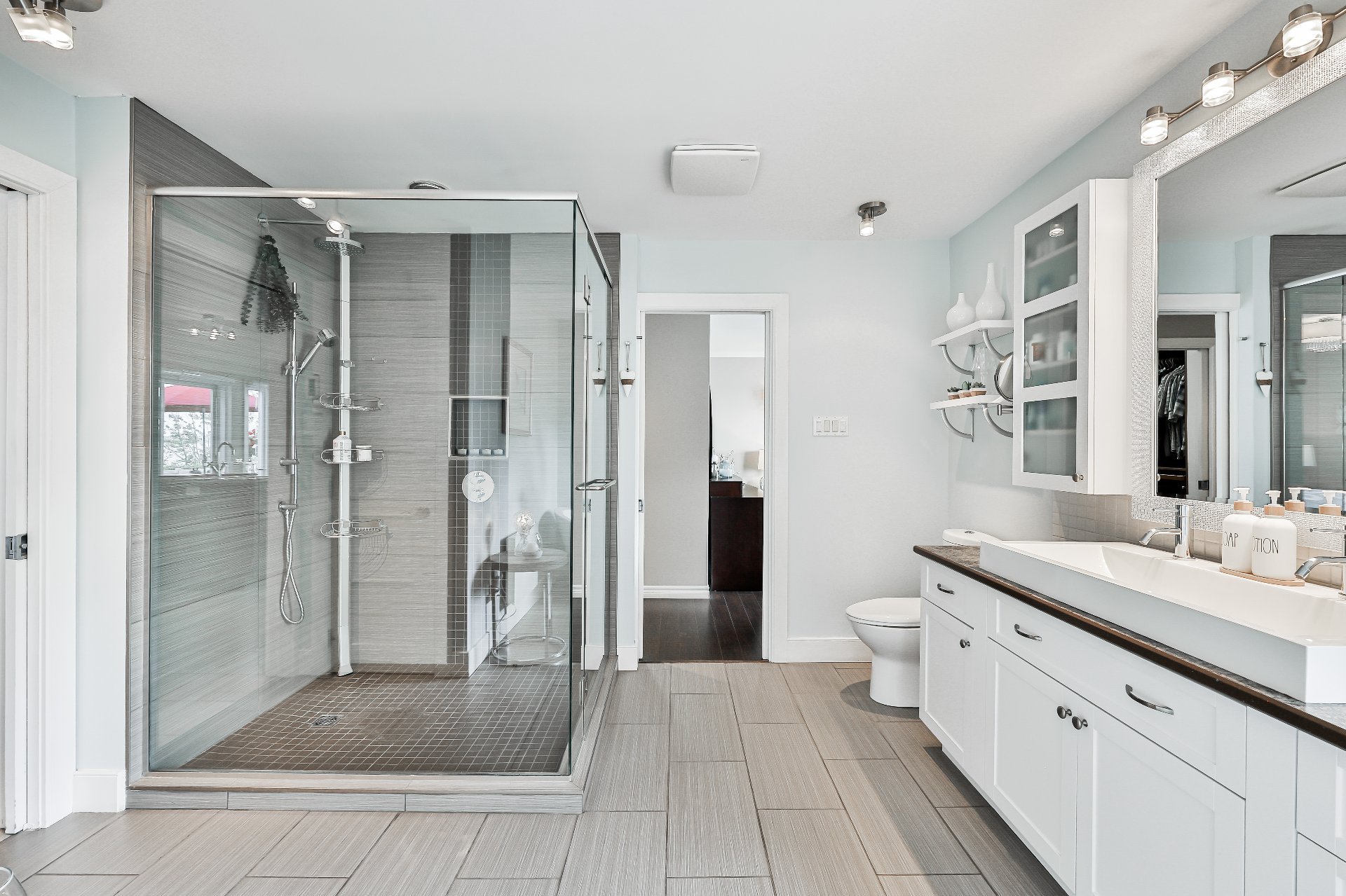 Salle de bains attenante à la CCP