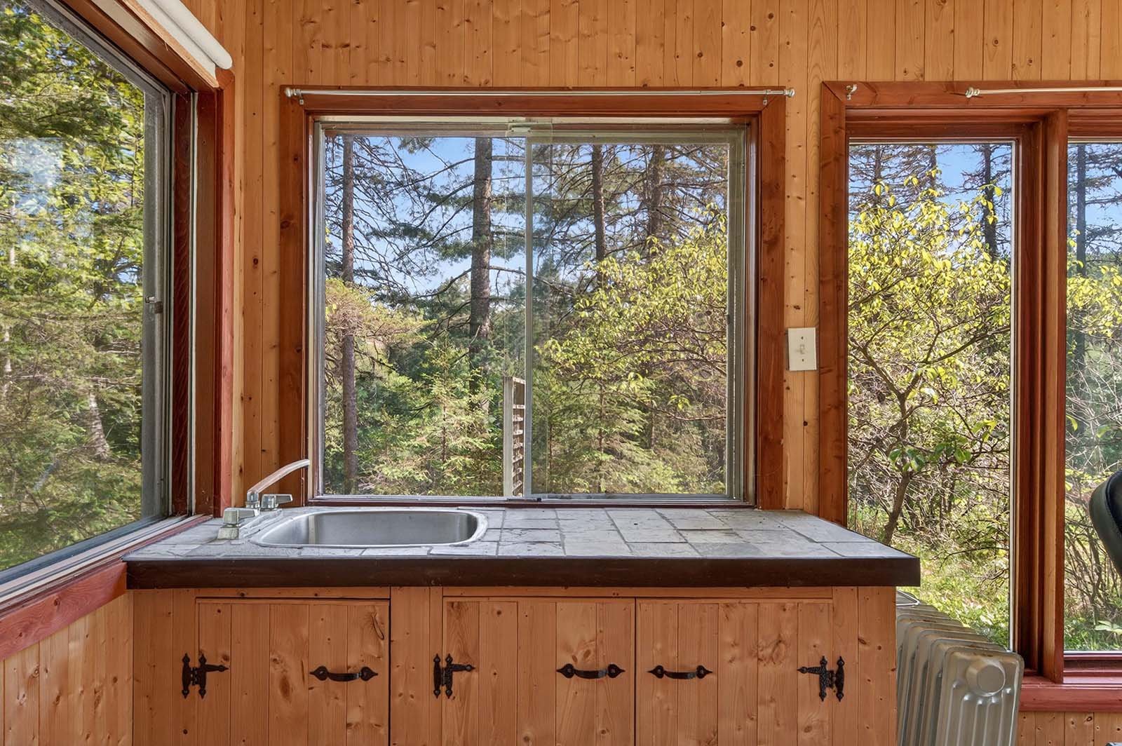 Petite maison d'invité 3 saisons