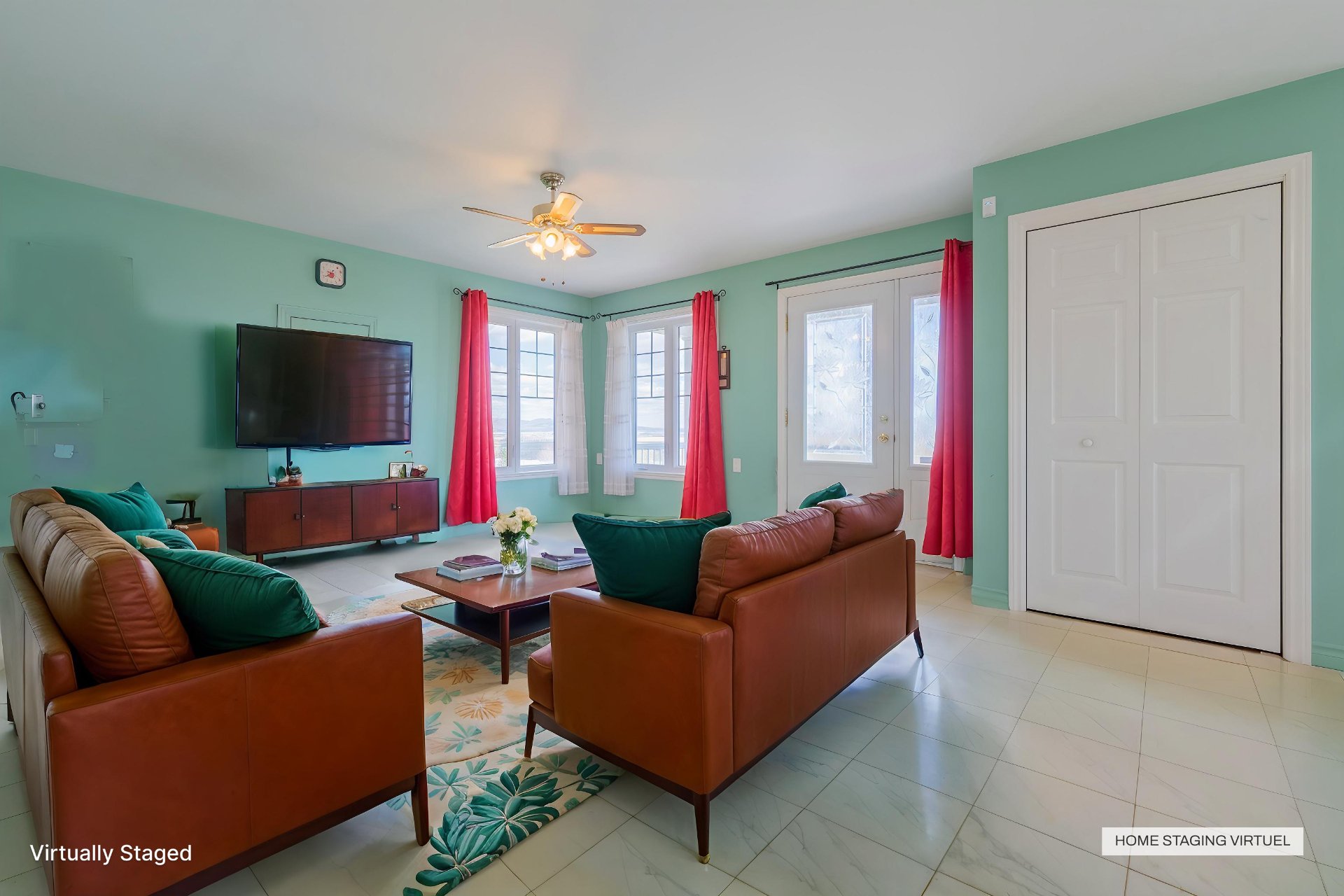 Home Staging Virtuel, foyer retiré sur l'image.