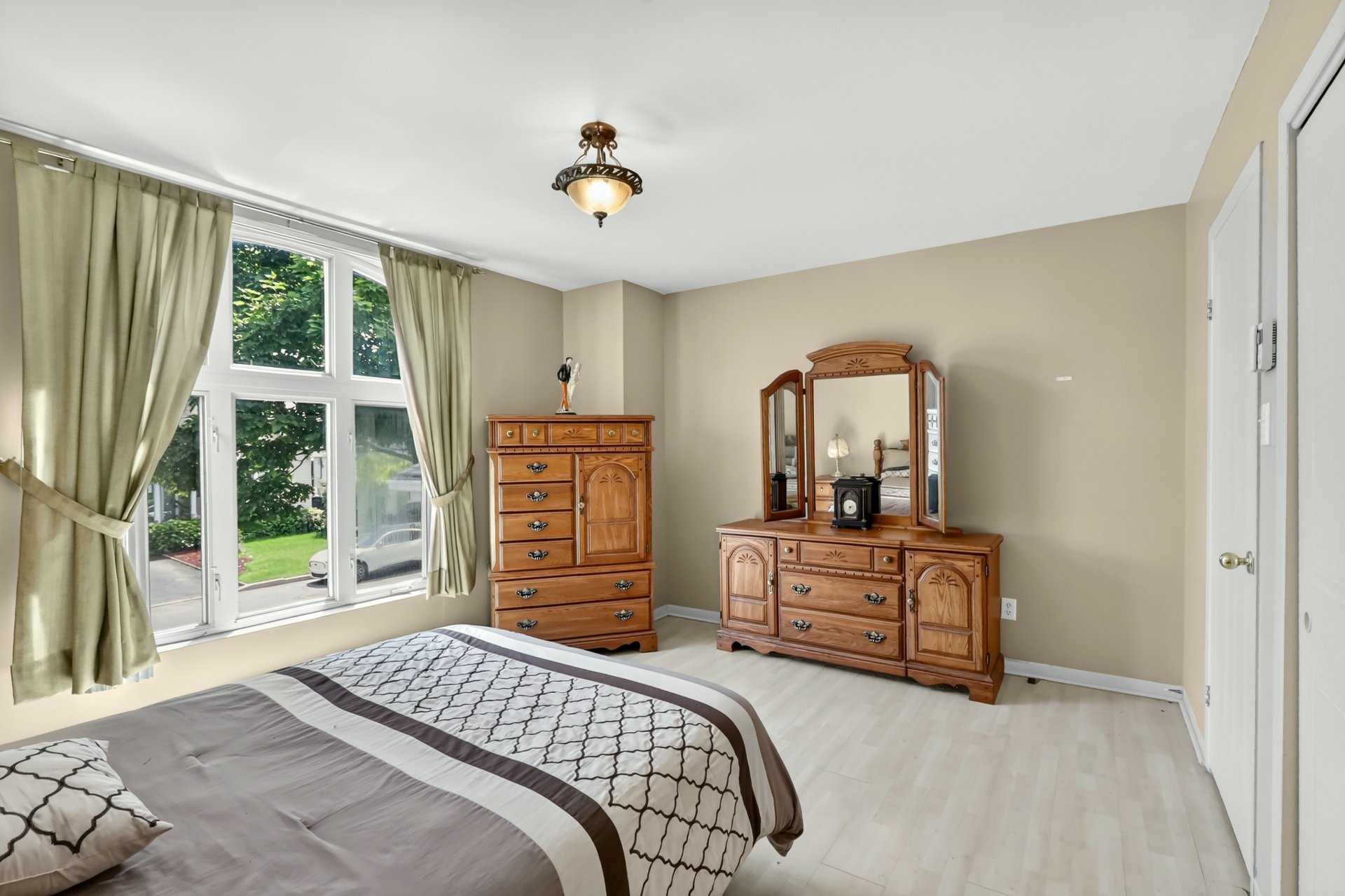 Primary bedroom
