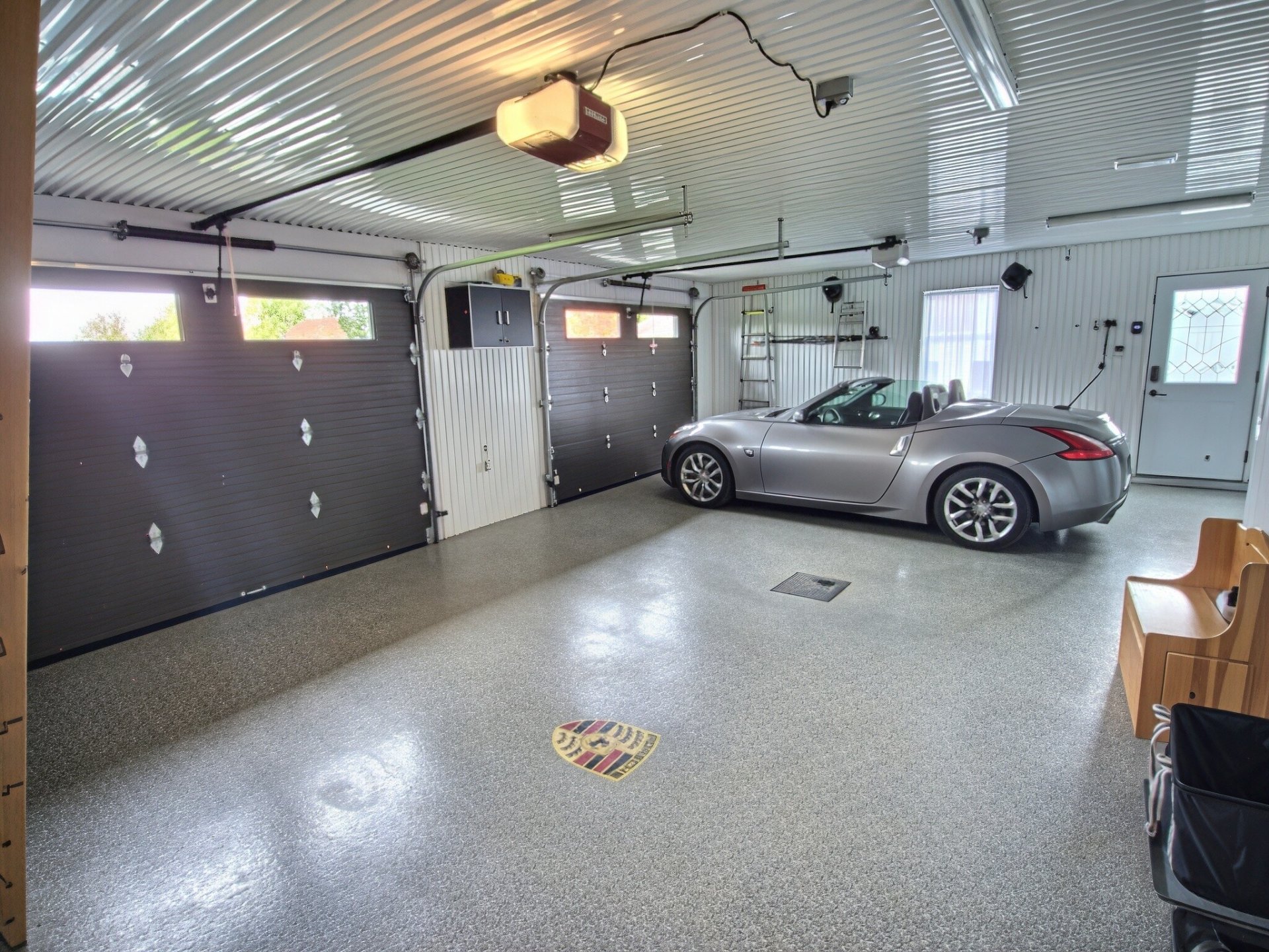 Garage attaché