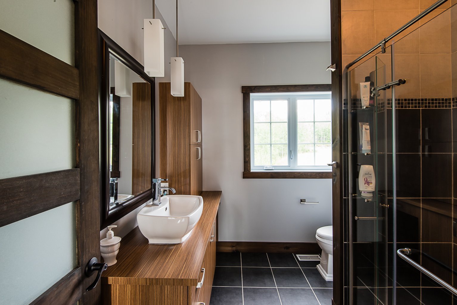 Salle de bains attenante à la CCP