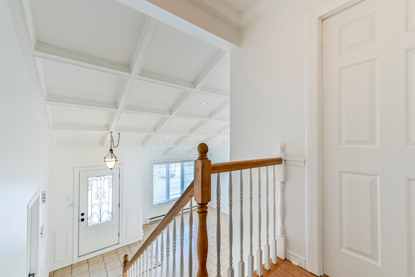 Magnifique plafond en caissons