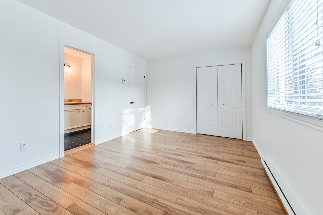 Accès direct à la salle de bain attenante