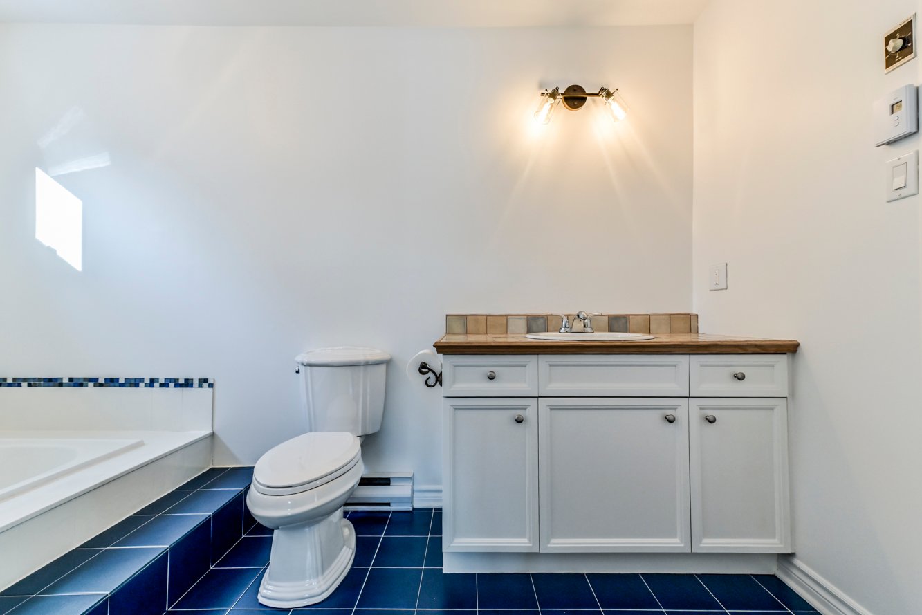 Belle vanité avec rangement