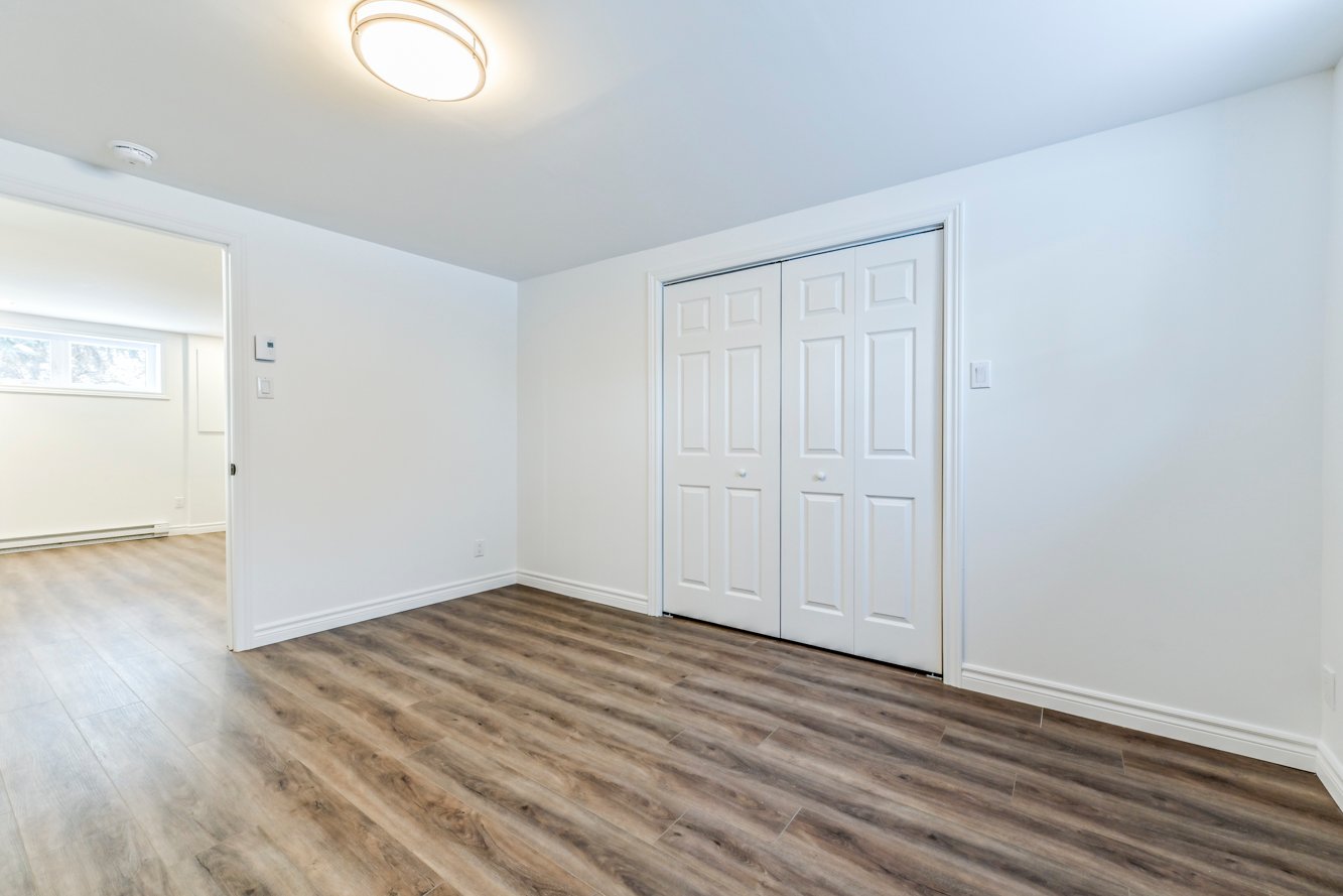 Avec garde-robe double