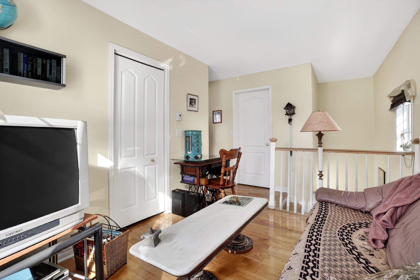 Possibilité bureau ou réinstaller mur pour chambre