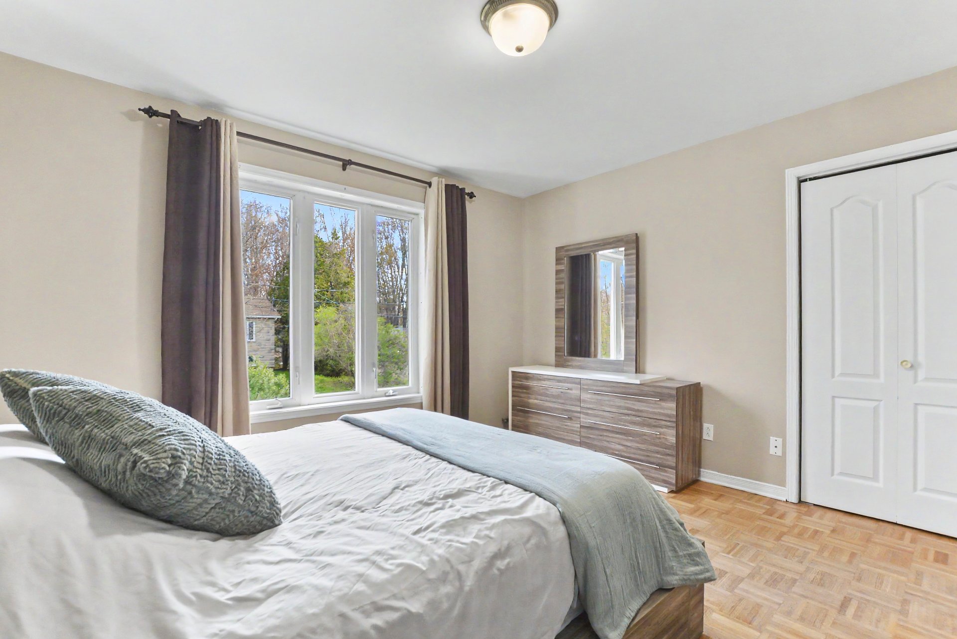 Chambre à coucher principale