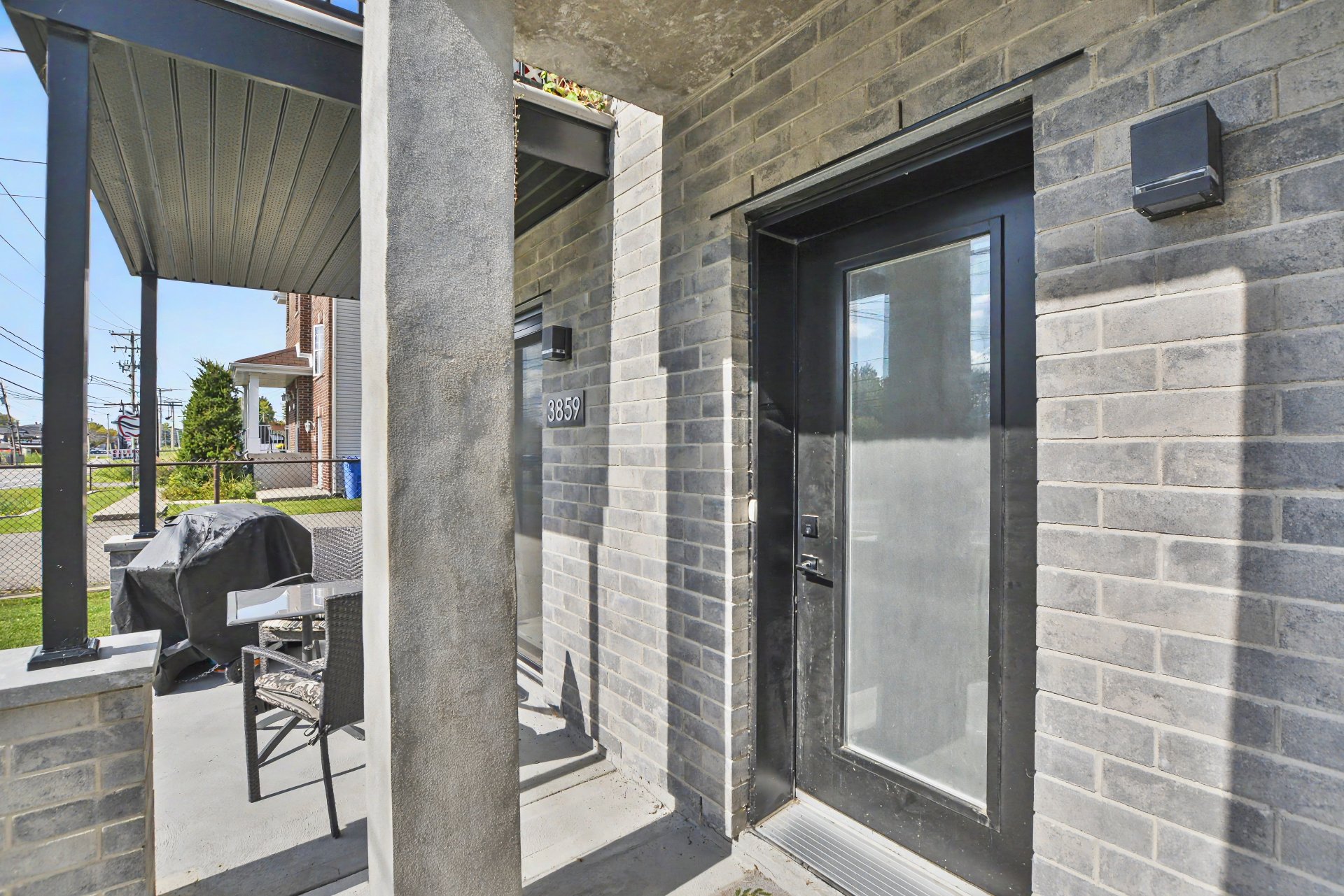 Façade