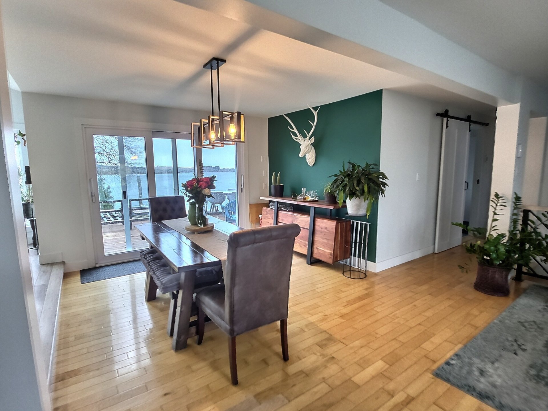Dining room