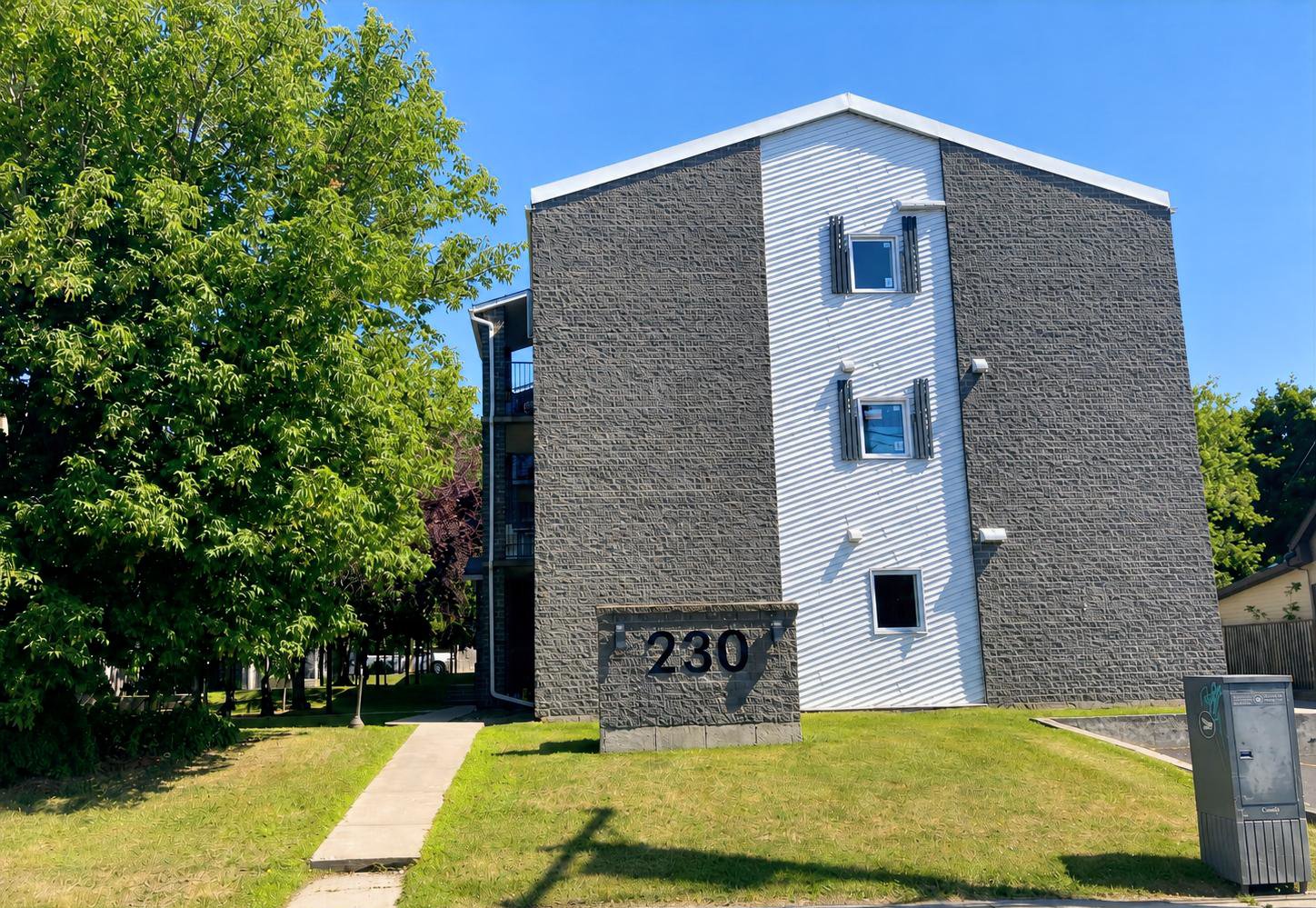 Façade