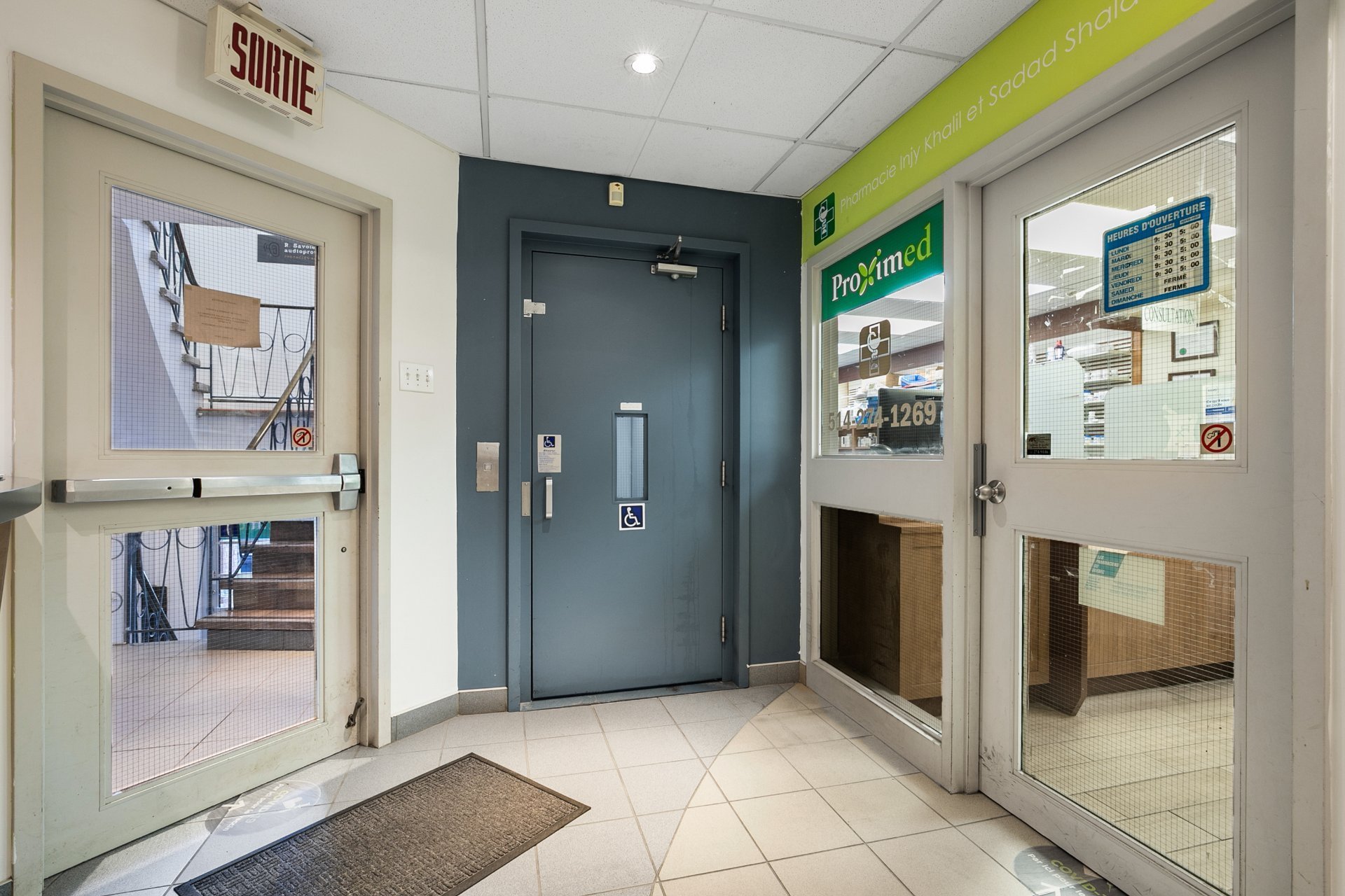 Entrée rez-de-chaussée