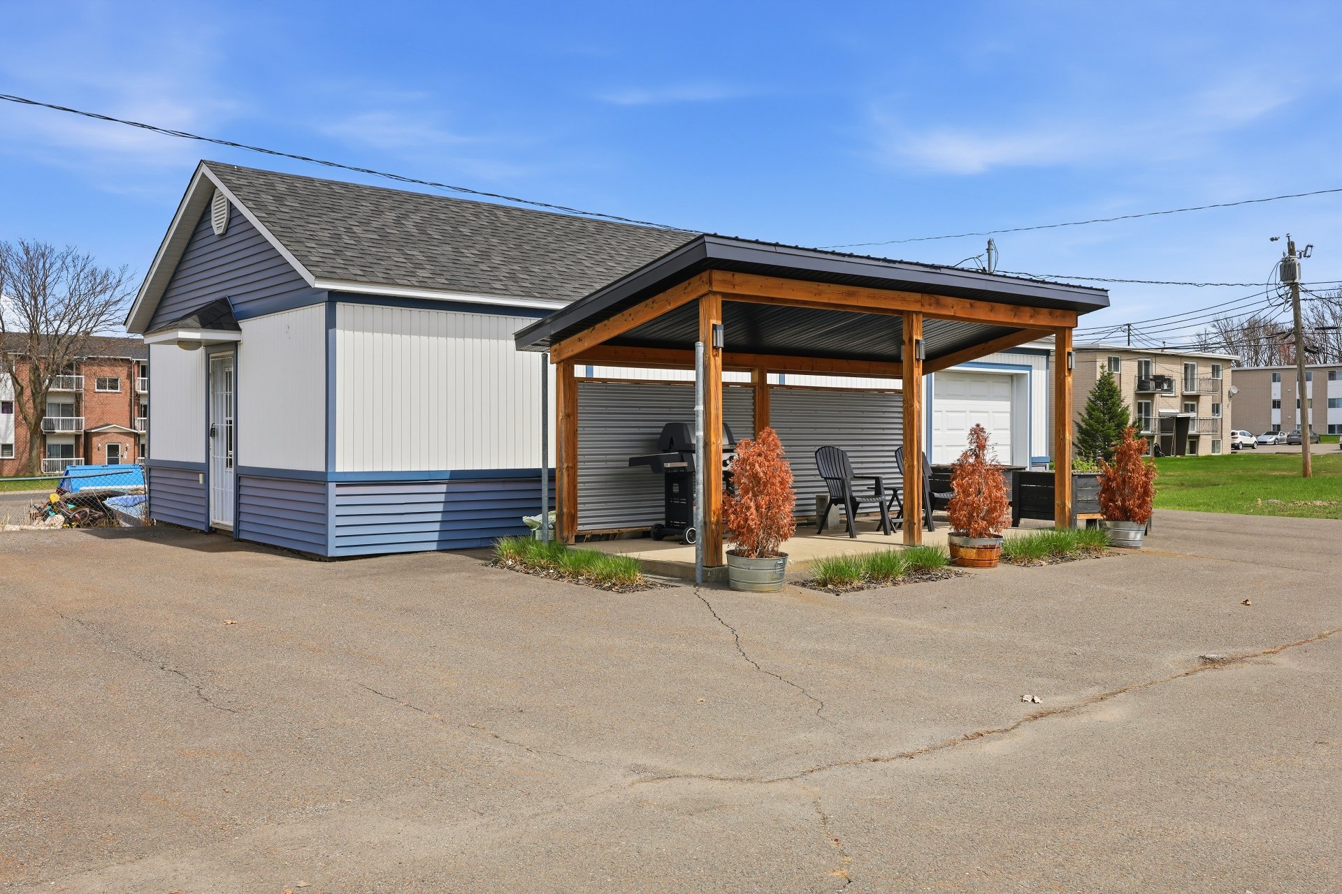 Garage