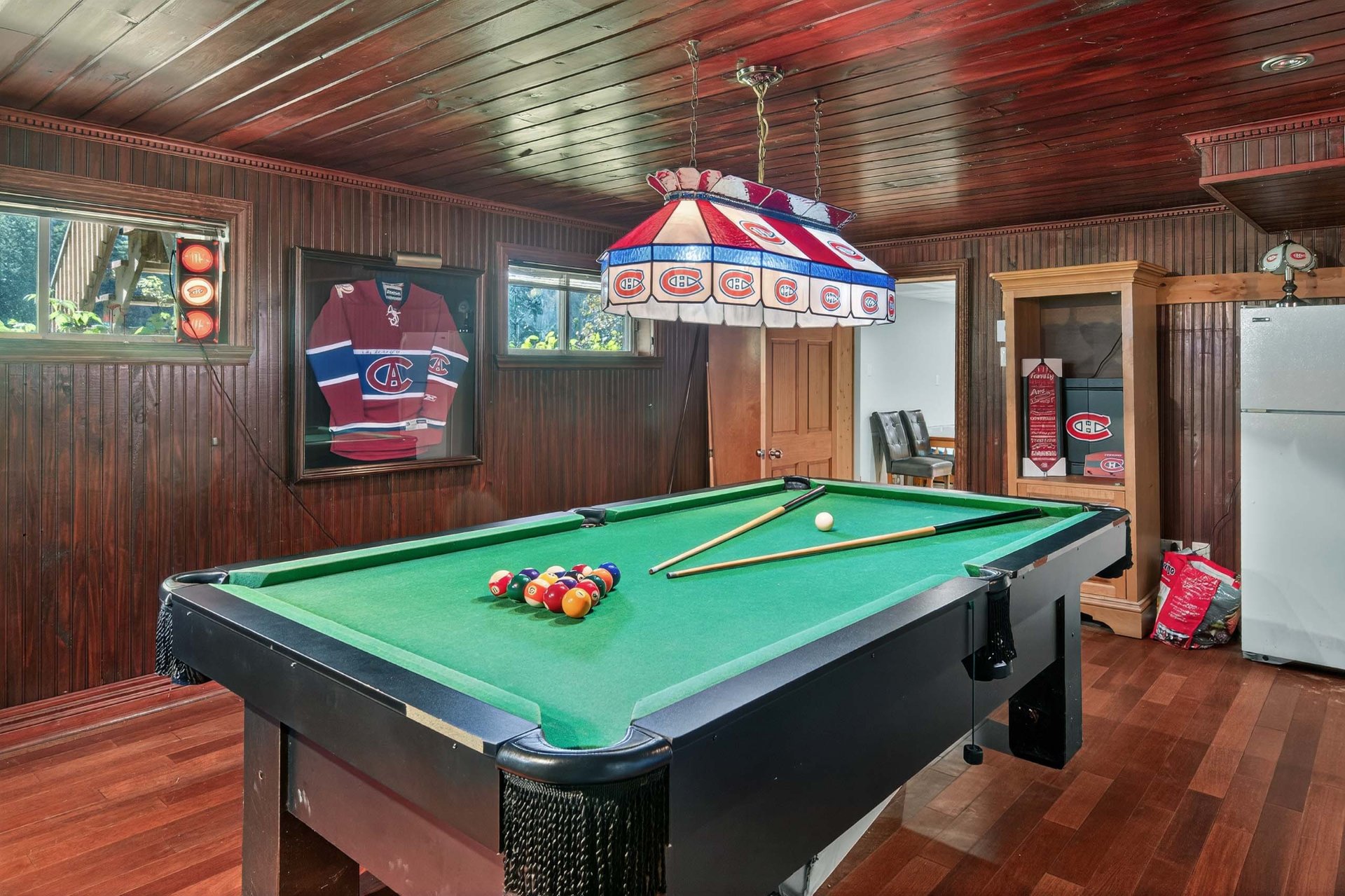 Salle de jeux où chambre