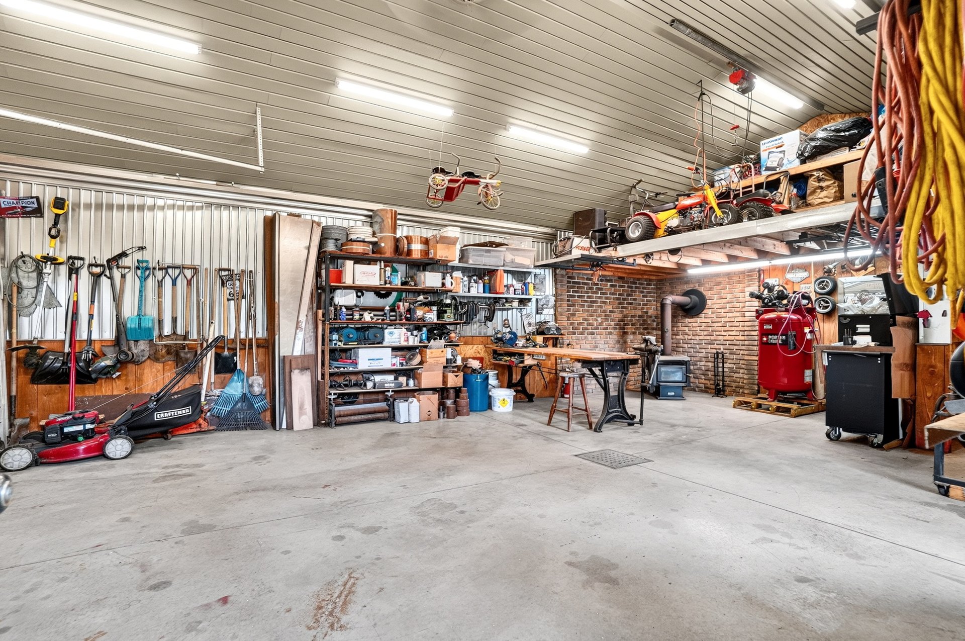 Garage