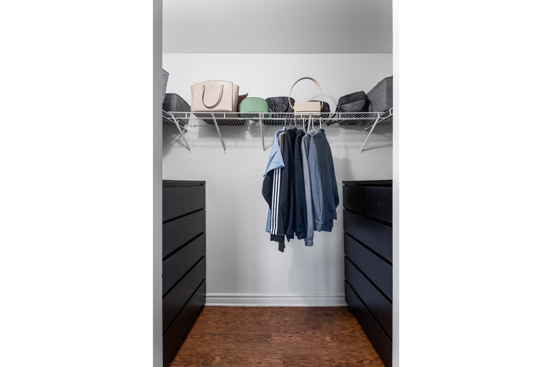 Walk-in closet
