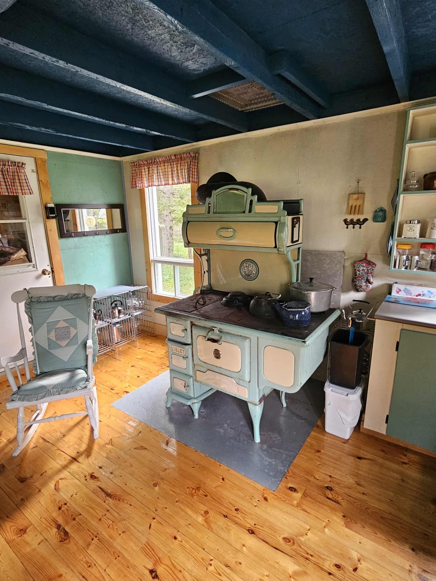 Chalet sur la terre