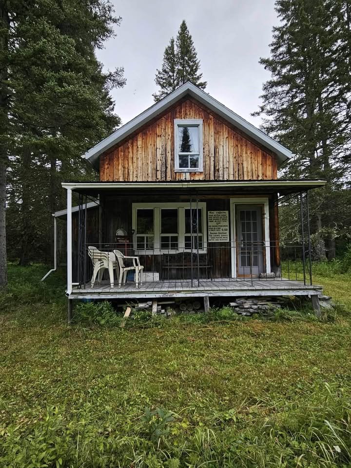 Chalet sur la terre