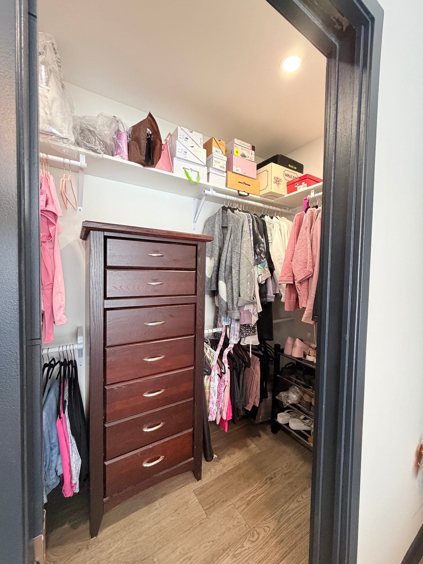 Walk-in closet