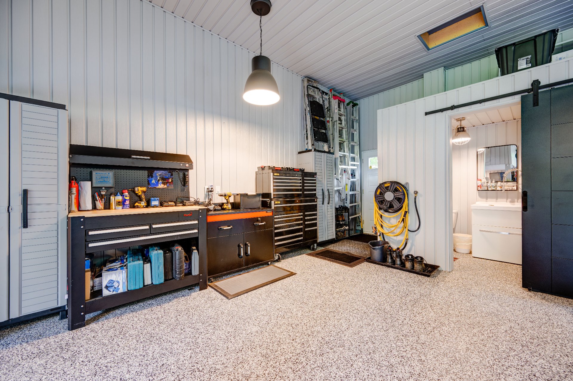 Garage attaché
