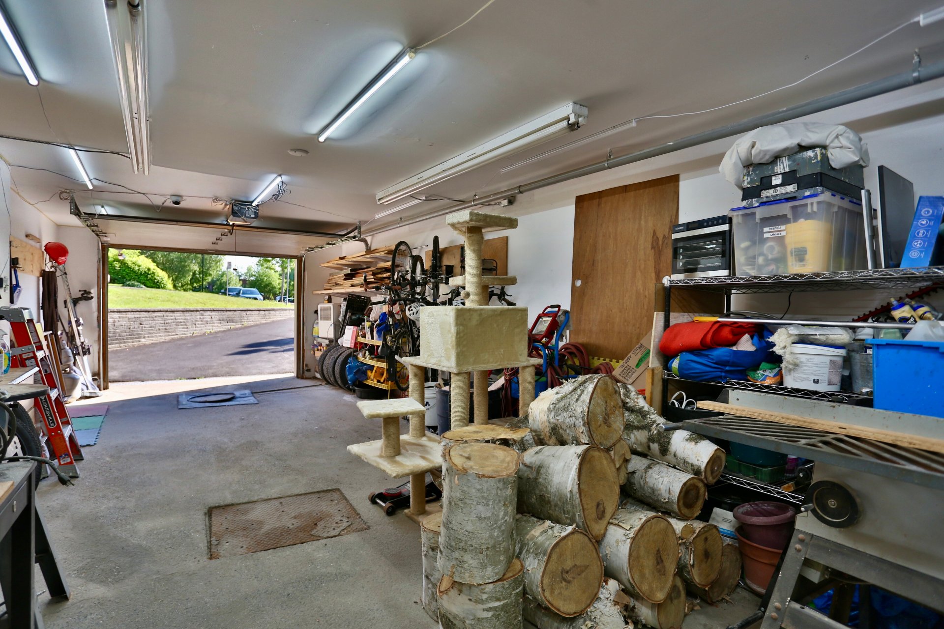 Garage