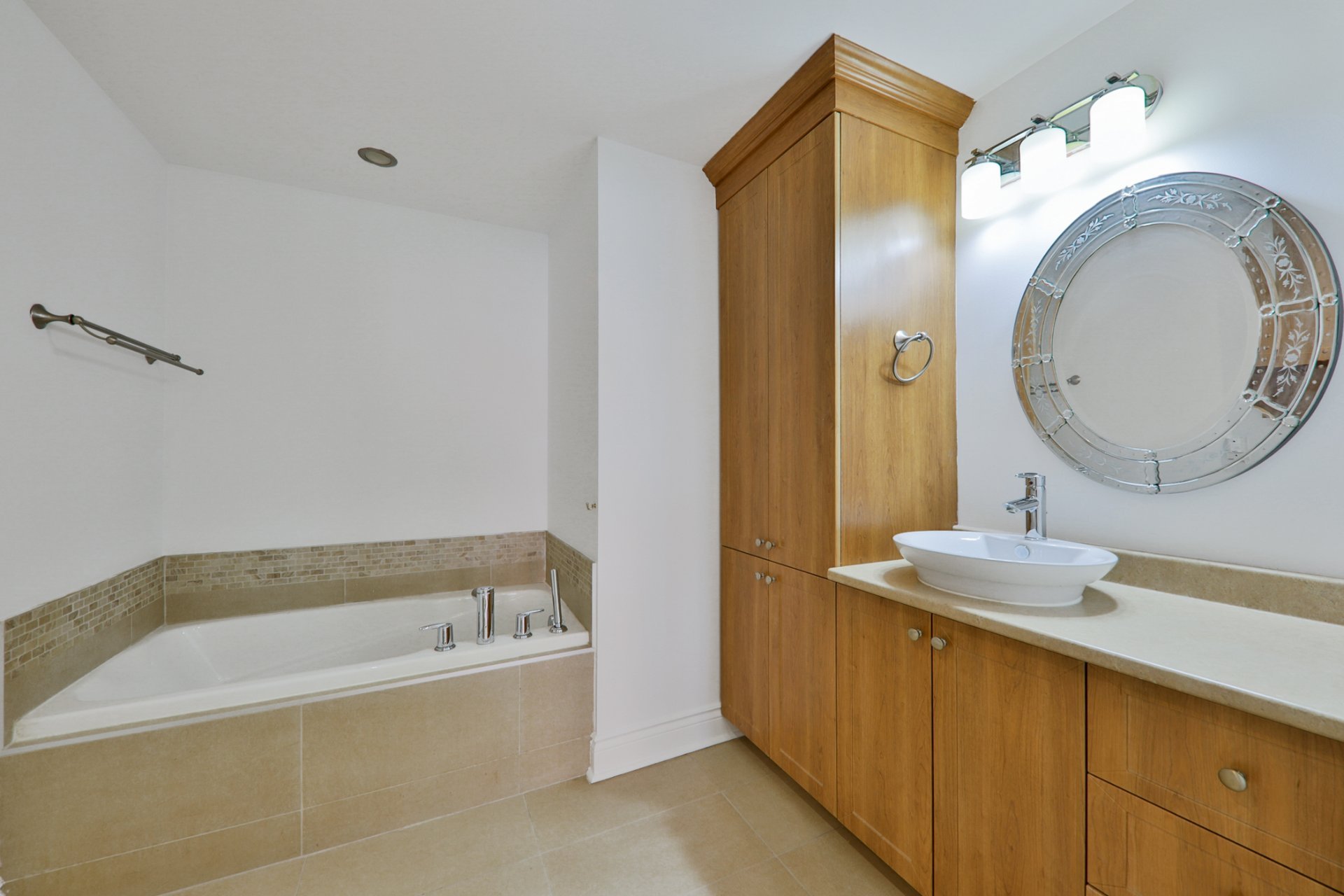 Salle de bains attenante à la CCP