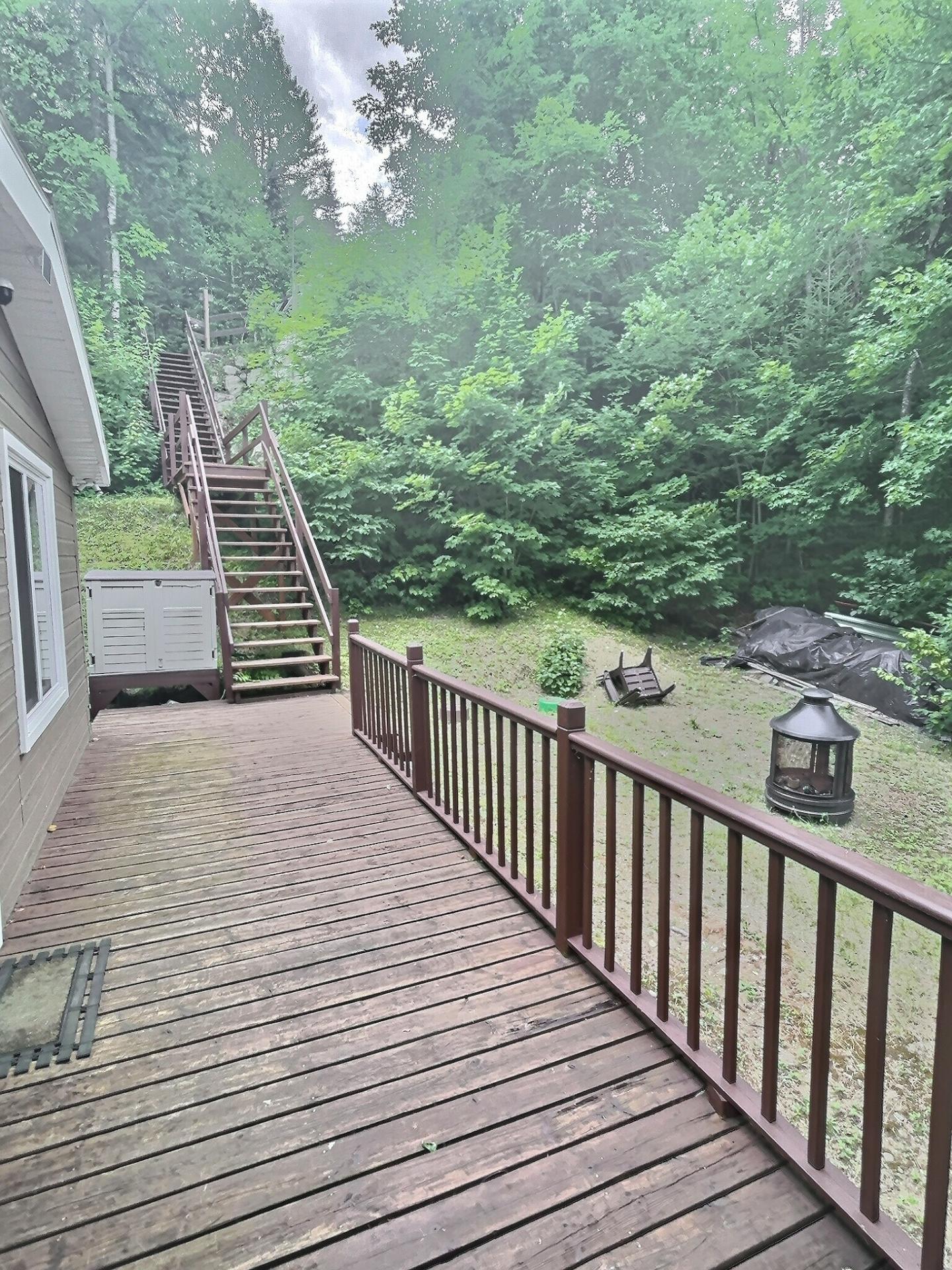 Escalier menant à la Propriété