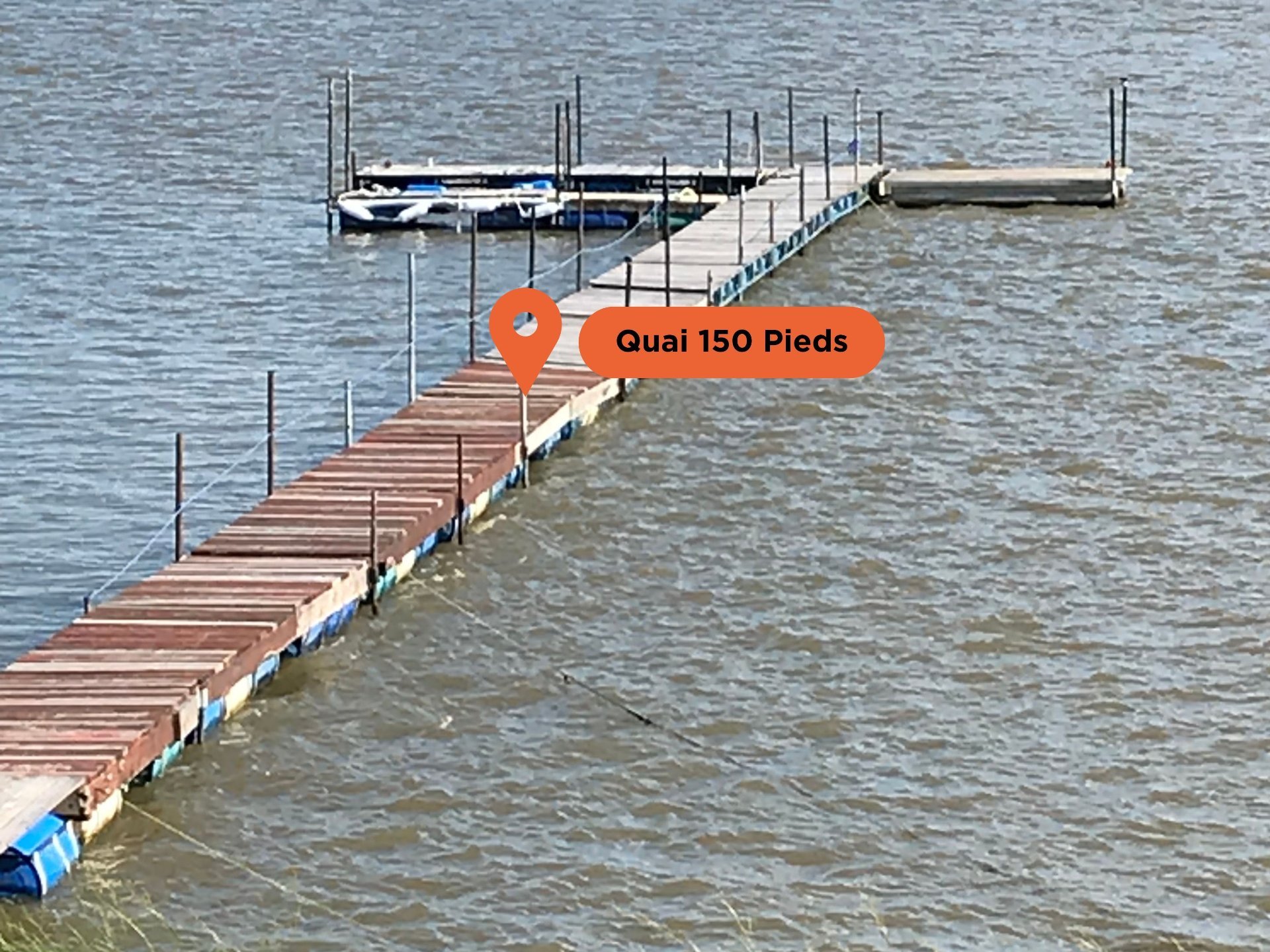 Quai (photo du vendeur)