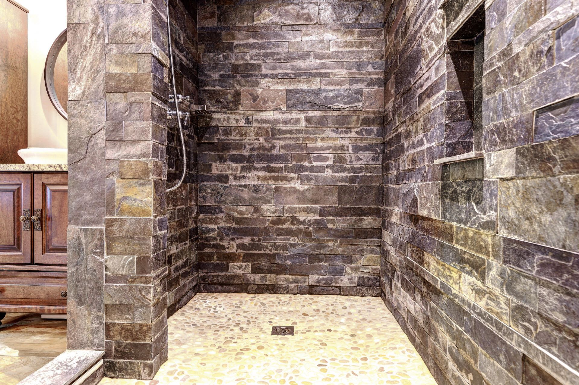 Salle de bains attenante à la CCP