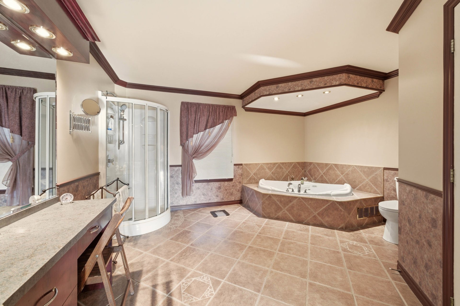 Salle de bains attenante à la CCP