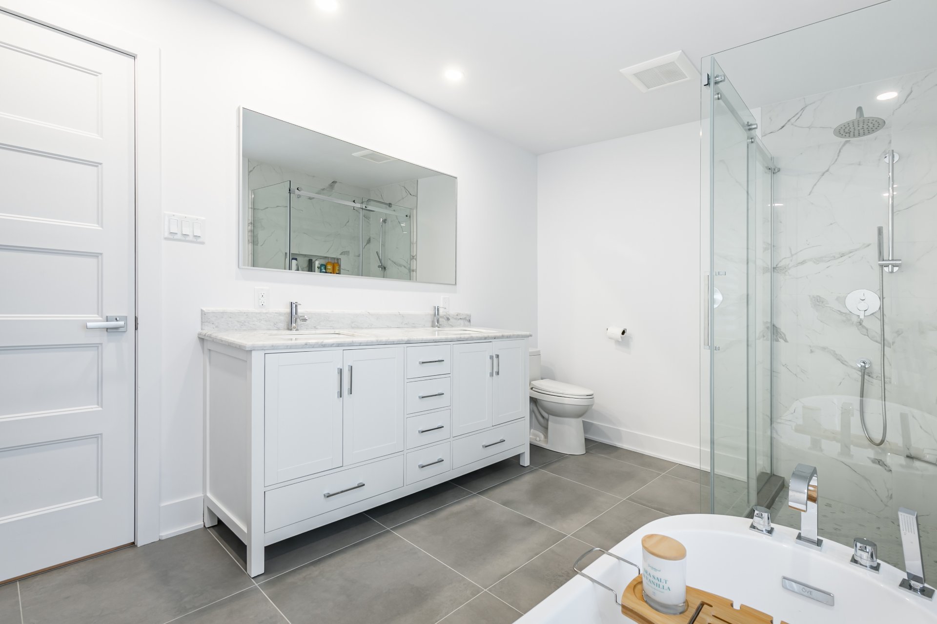 Salle de bains attenante à la CCP