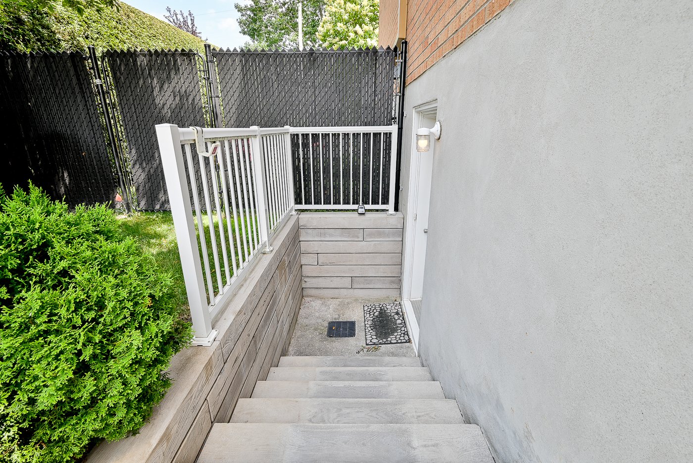 Entrée extérieure