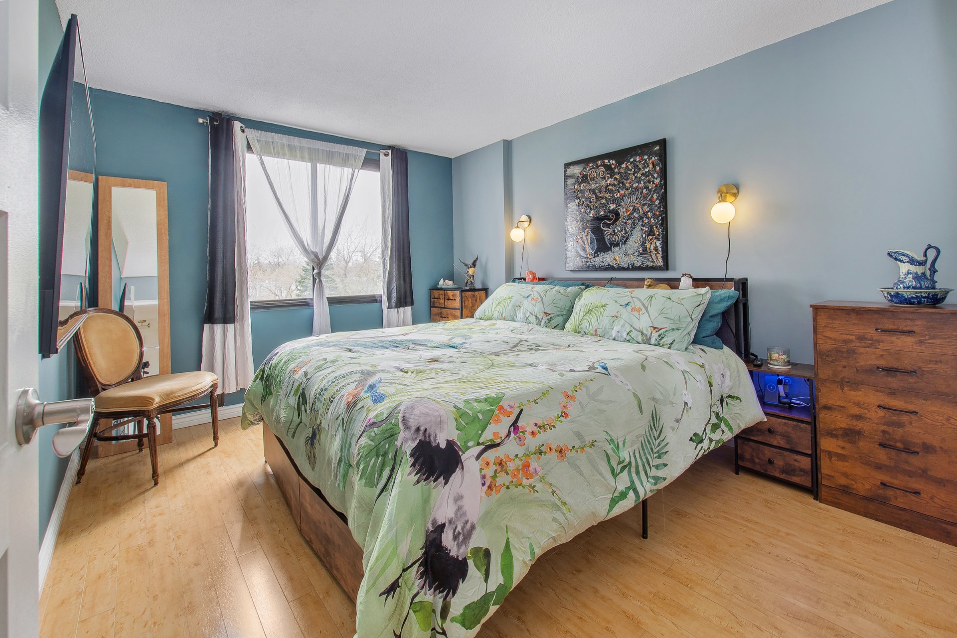 Primary bedroom