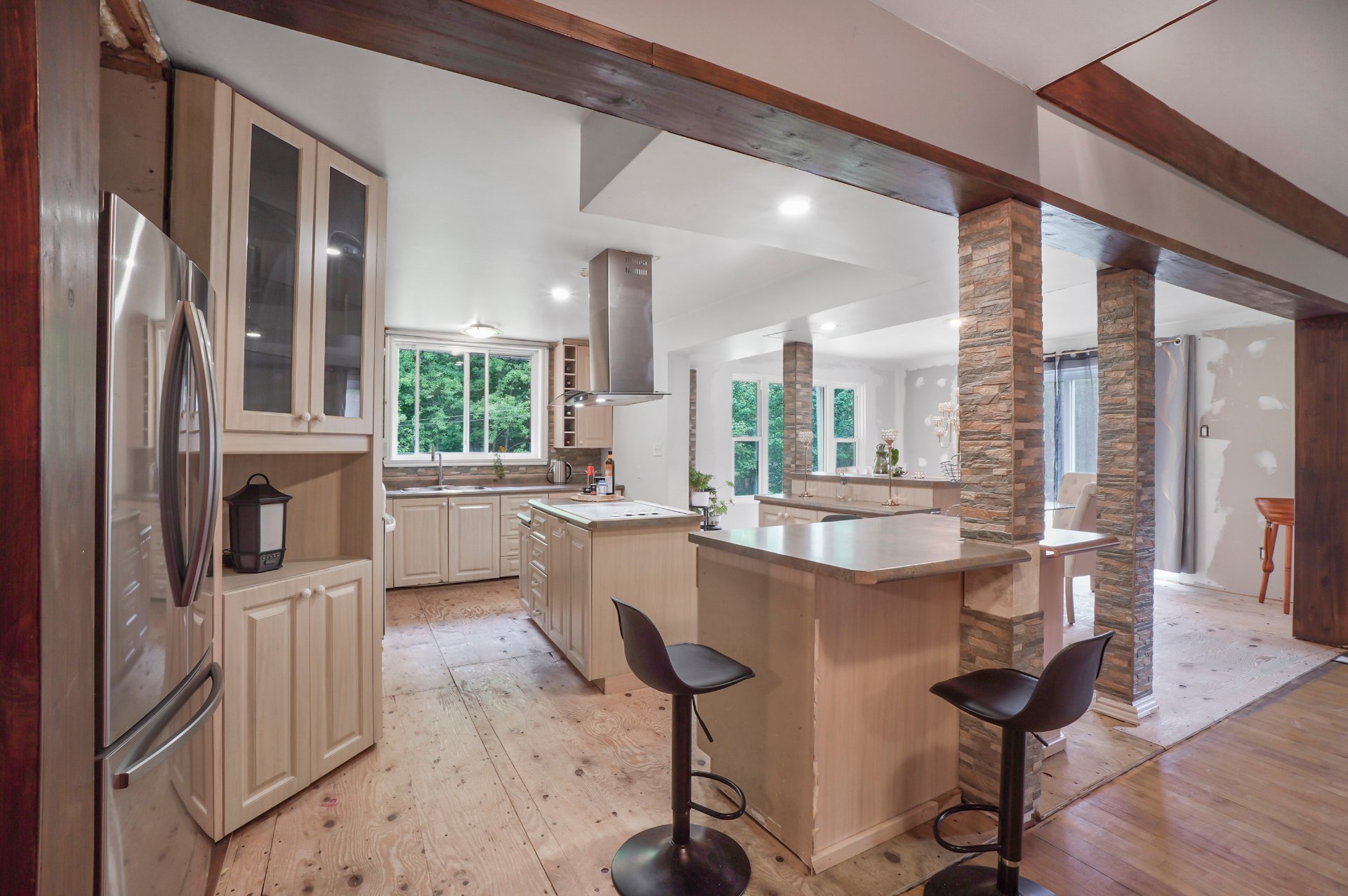 finitions et décoration à terminer - RDC