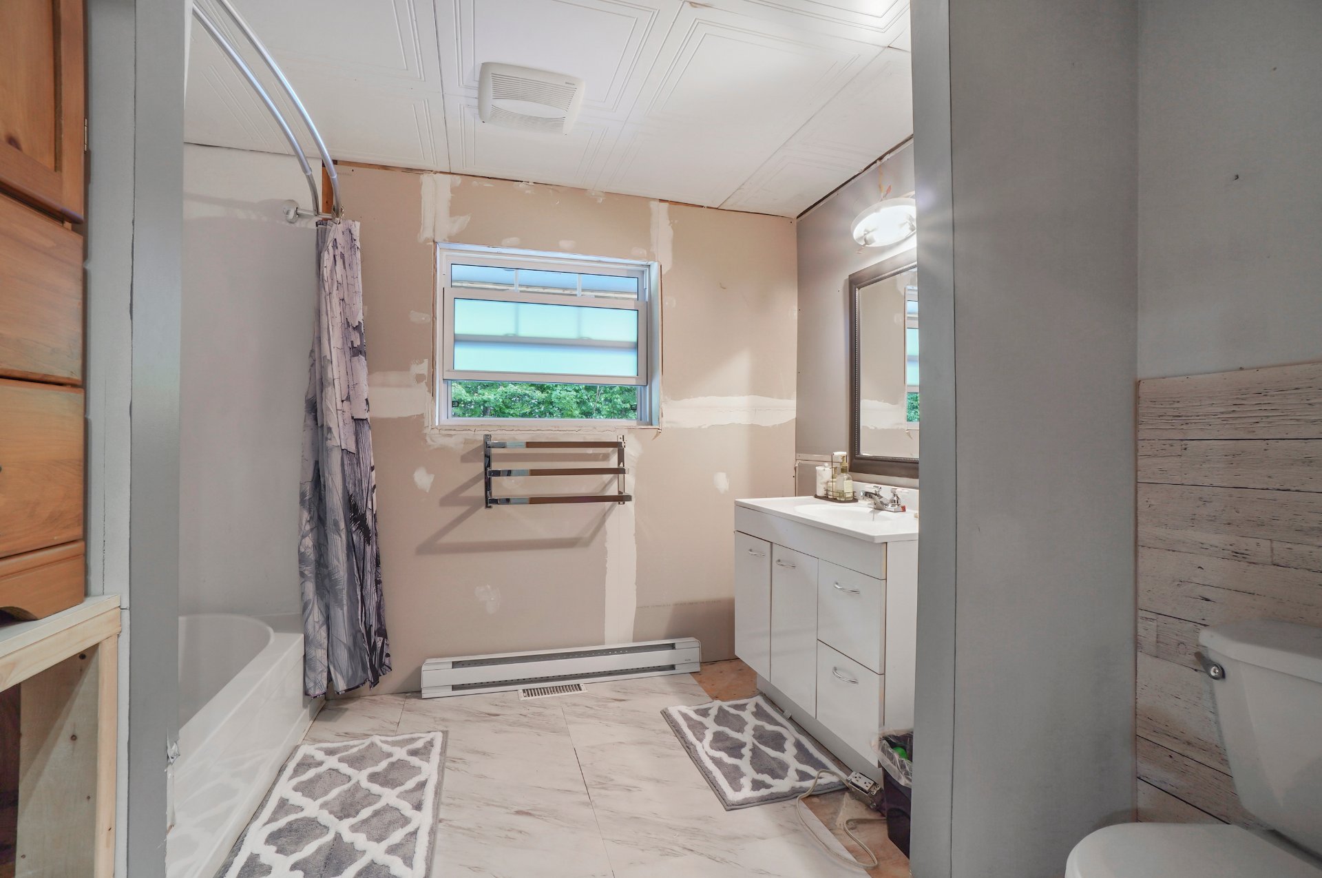 SDB - Rez-de-chaussée