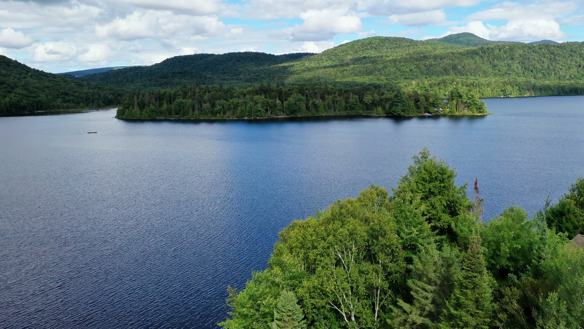 Accès au plan d'eau