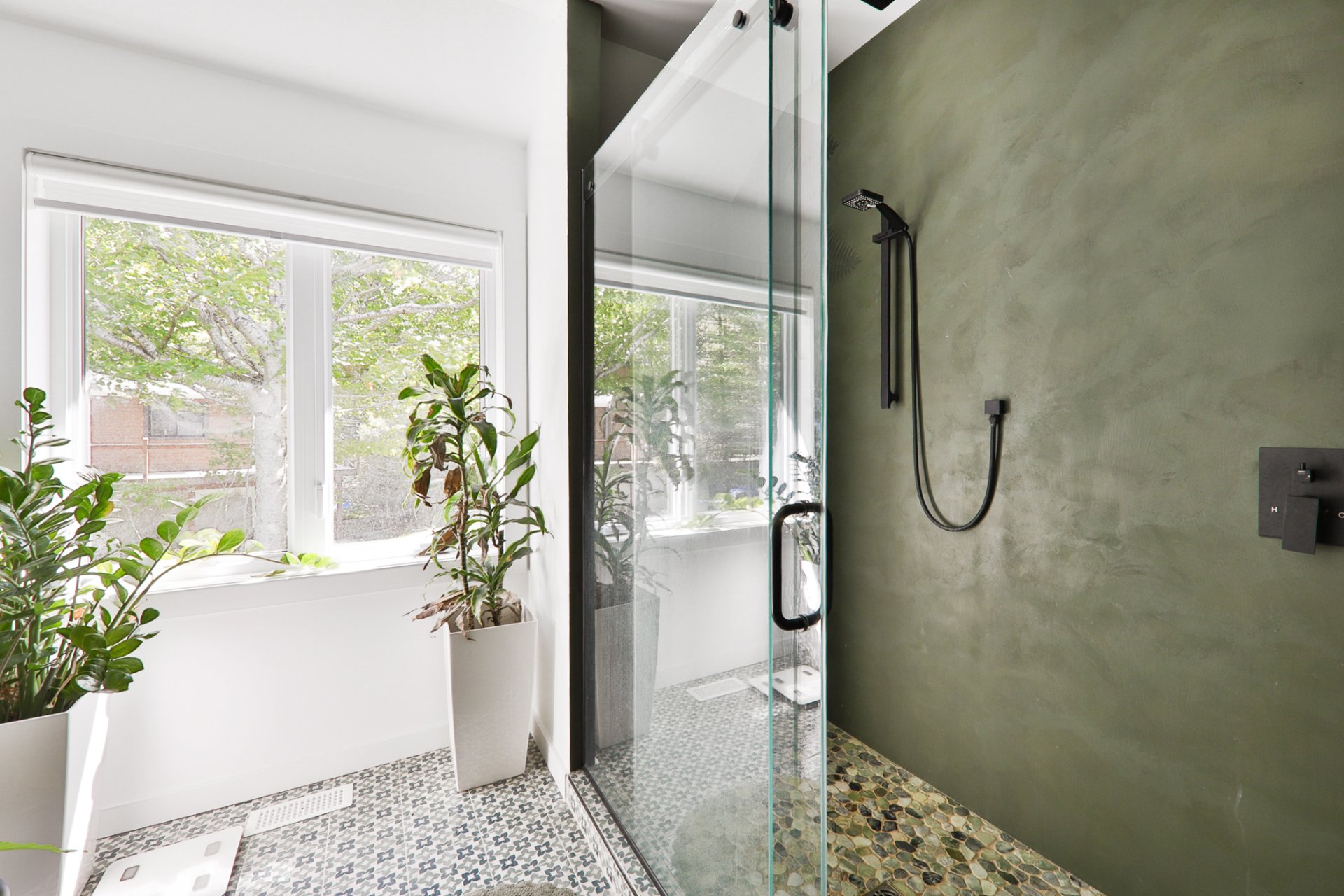 Ensuite bathroom