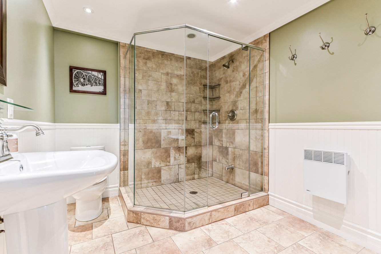 Grande douche céramique & plancher chauffant