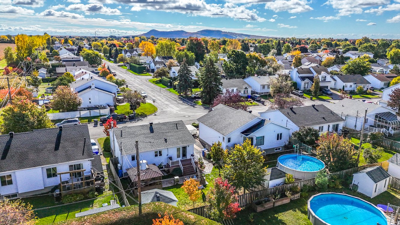 Accès rapide à l'autoroute 20 et 30