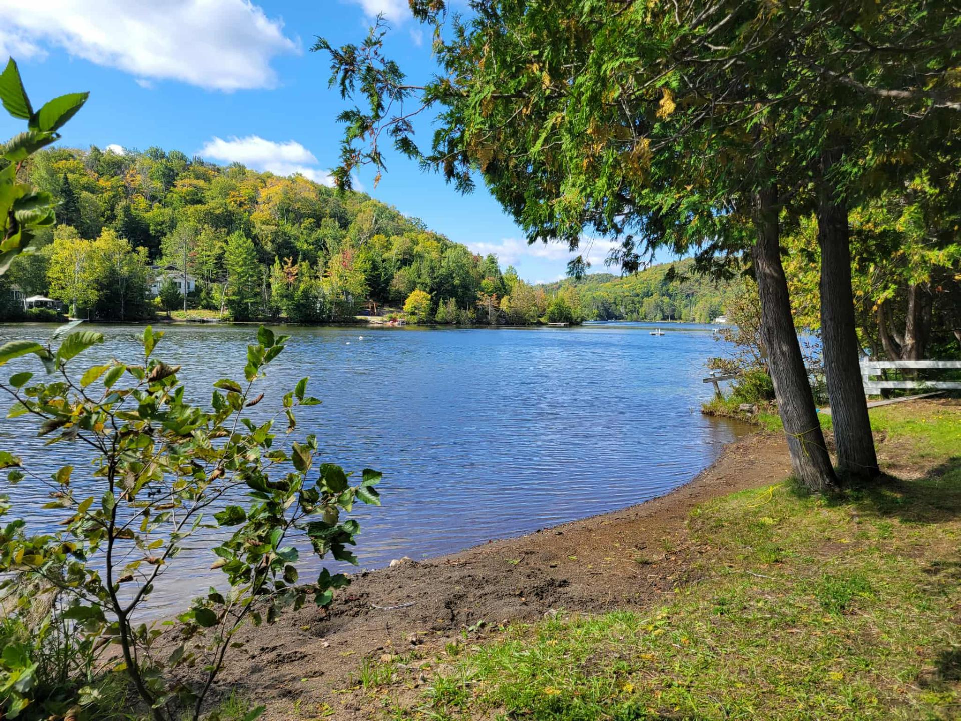 Accès Lac Mooney