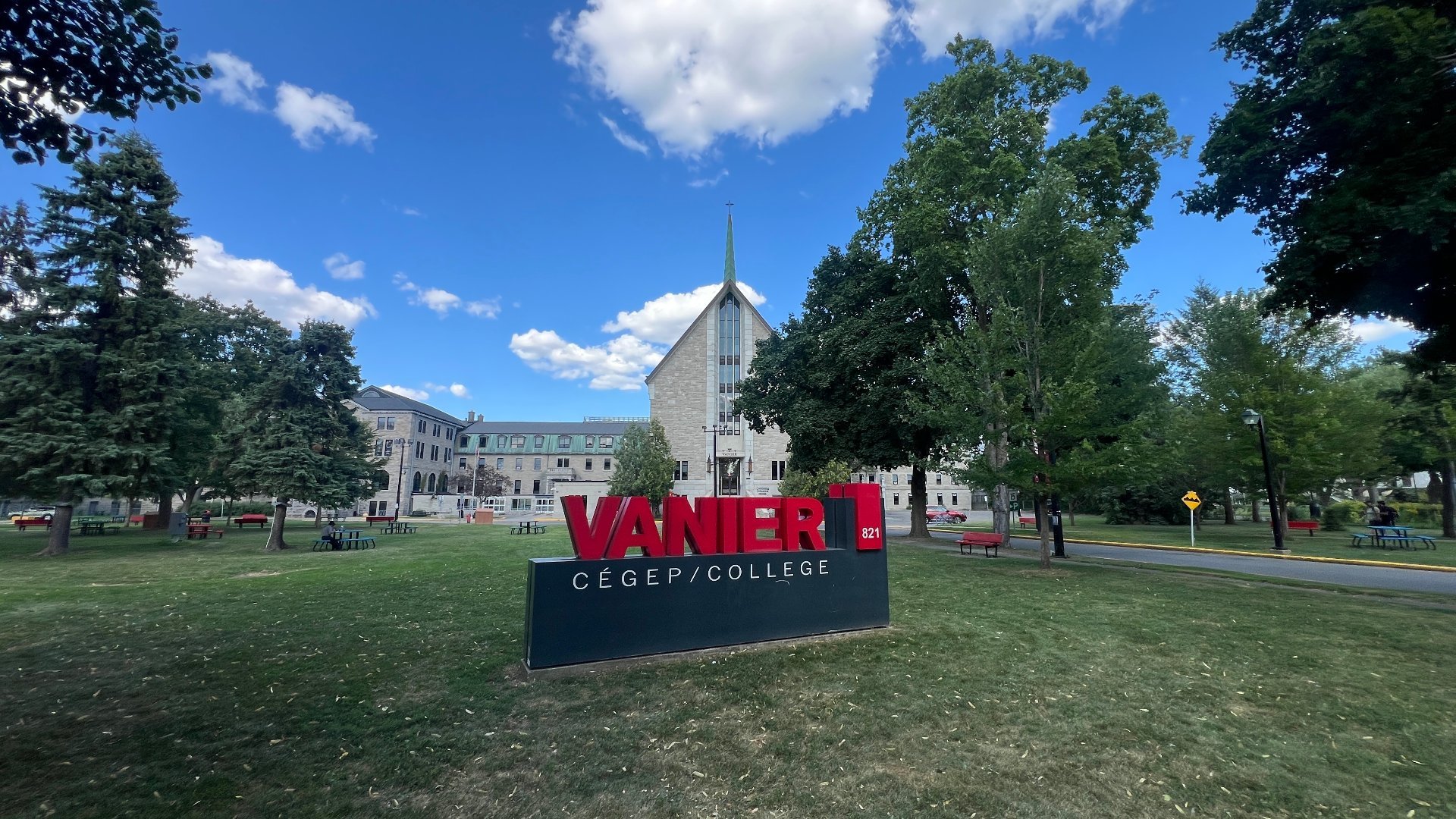 Collège Vanier