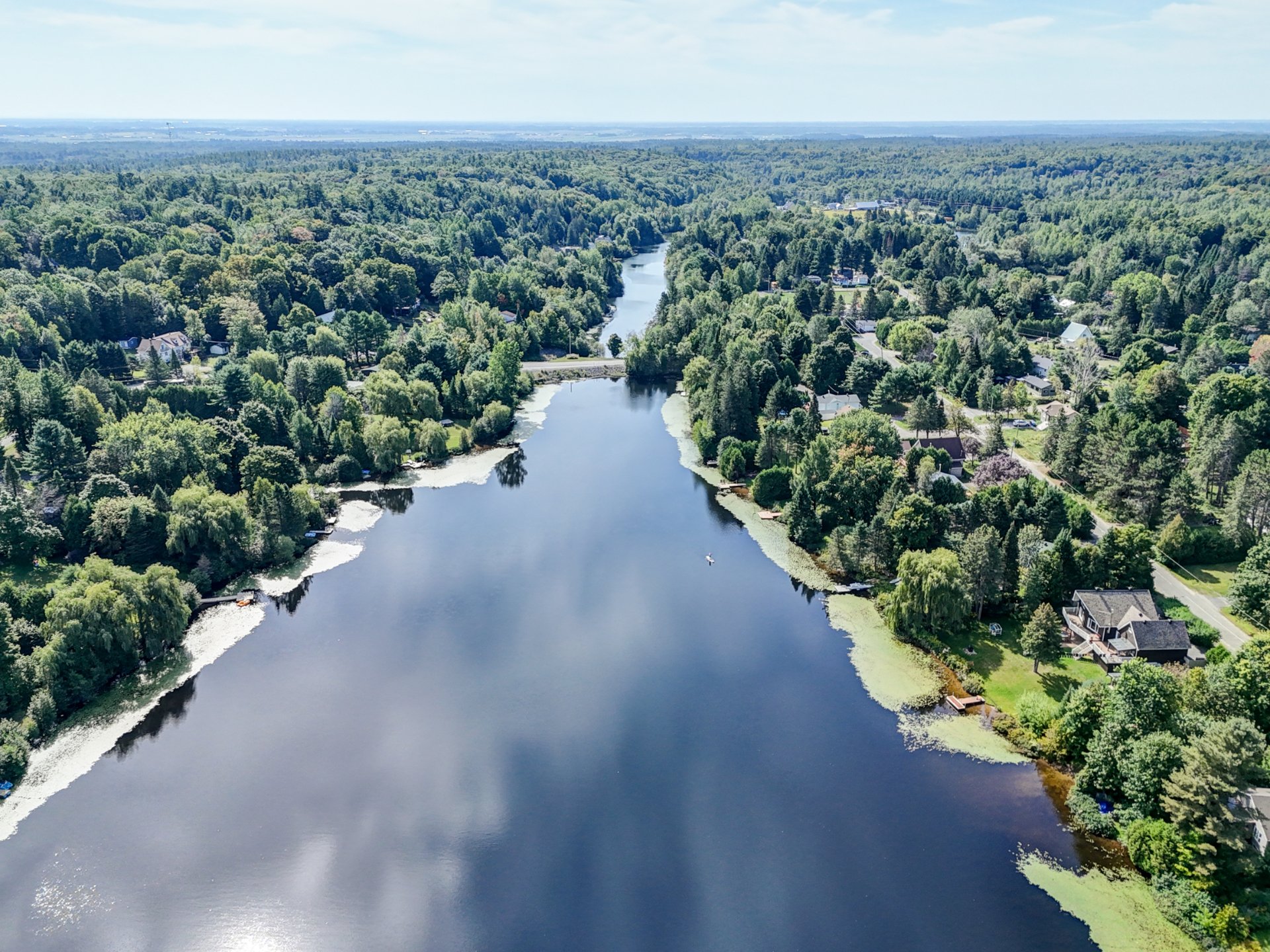 Accès au plan d'eau